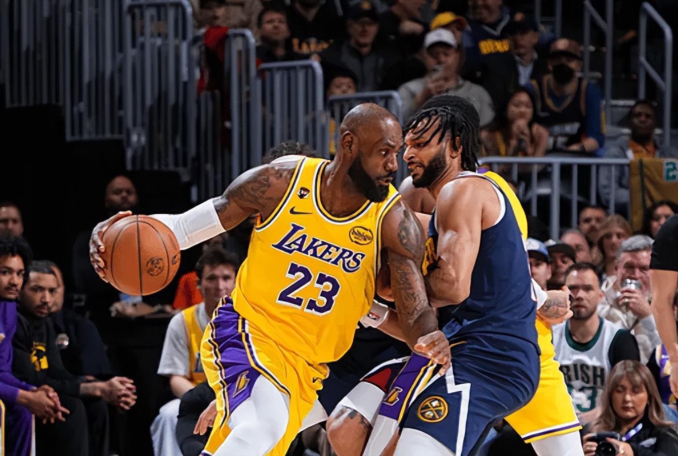 开云体育app下载-艾顿伤退！湖人16分大逆转，詹姆斯创2大NBA神迹，东契奇大号三双